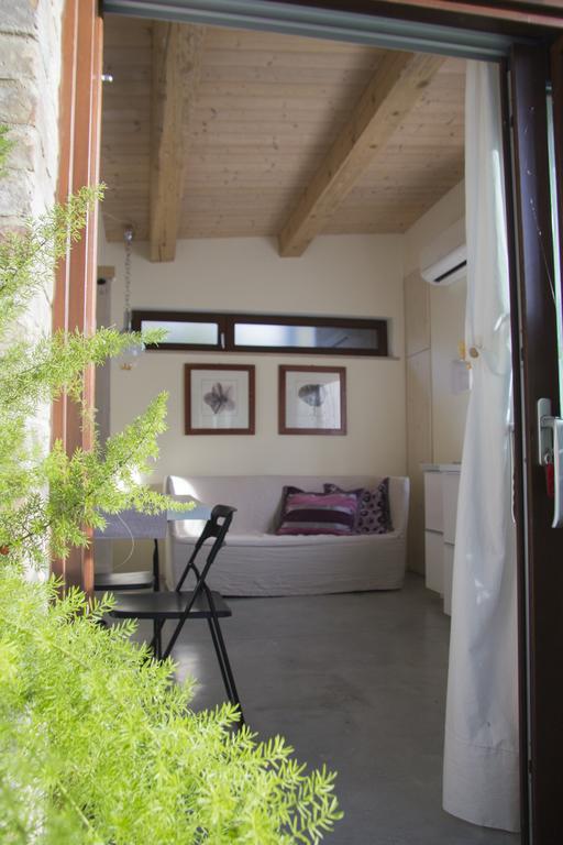 B&B I Fiori Della Cava Pesaro Exterior foto